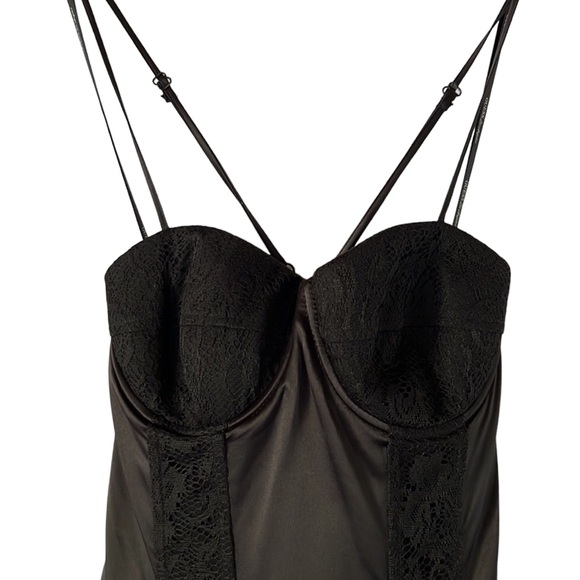 🆕 GUESS SLEEVELESS CORSET LACE DETAIL DRESS 🖤 - Picture 2 of 9